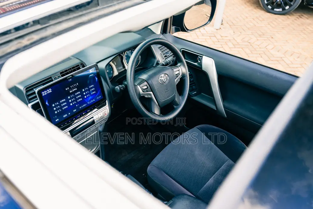 Toyota Land Cruiser Prado 2019 Blue