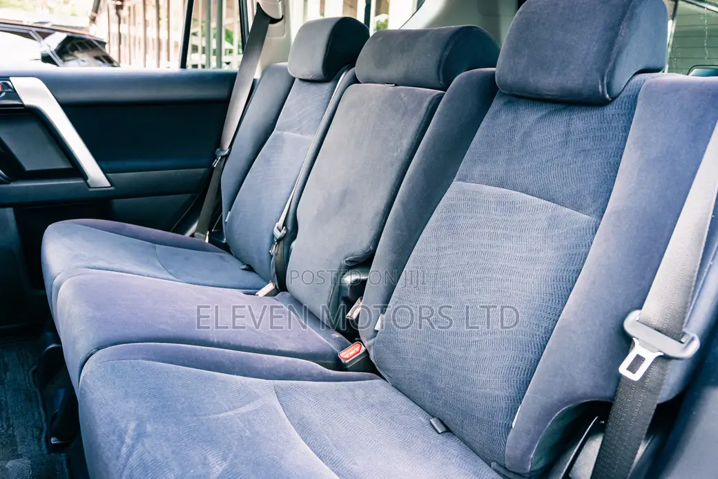 Toyota Land Cruiser Prado 2019 Blue