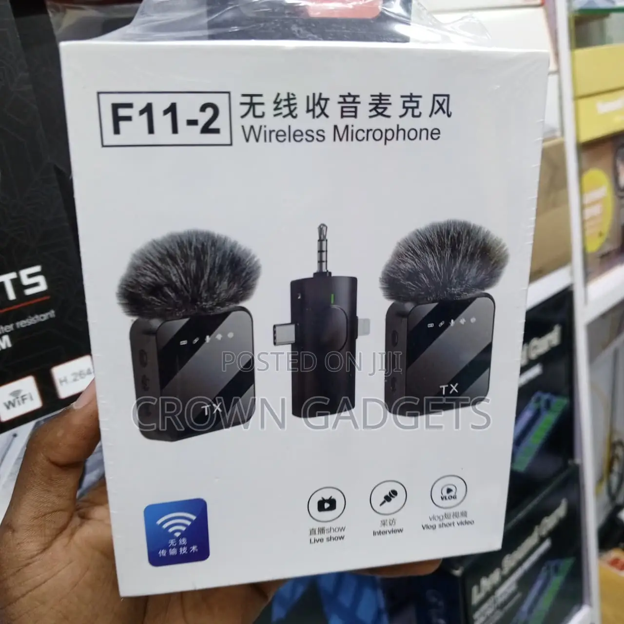 F11-2 2.4GHz Wireless Lavalier Microphone With Dual TX