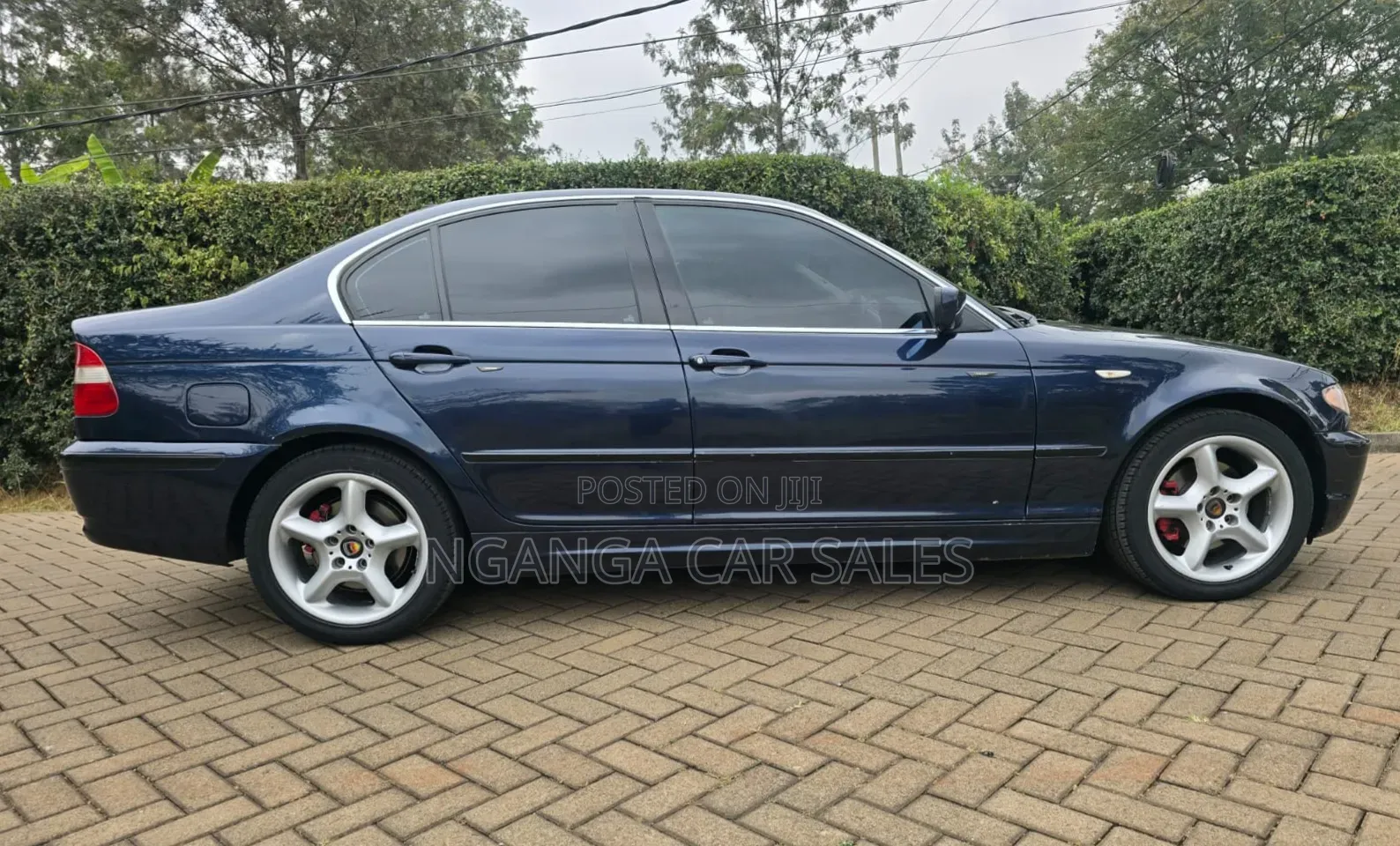 BMW 318i 2004 Blue