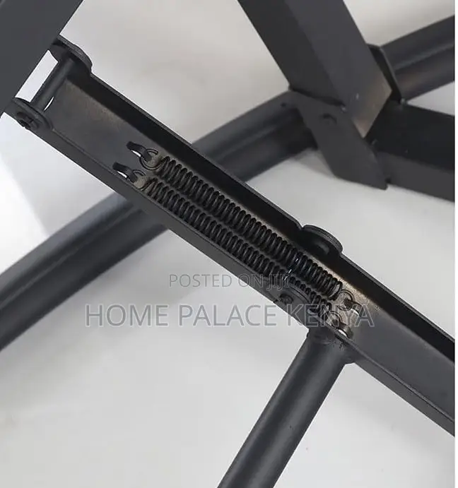 Round Table: Folding Wooden PVC Banquet Table