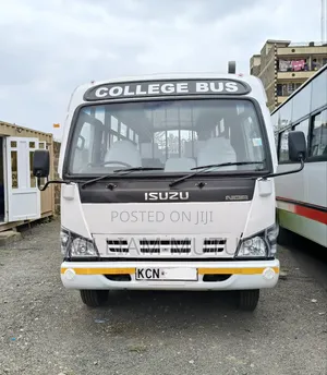 Isuzu Executive Bus 2017 White