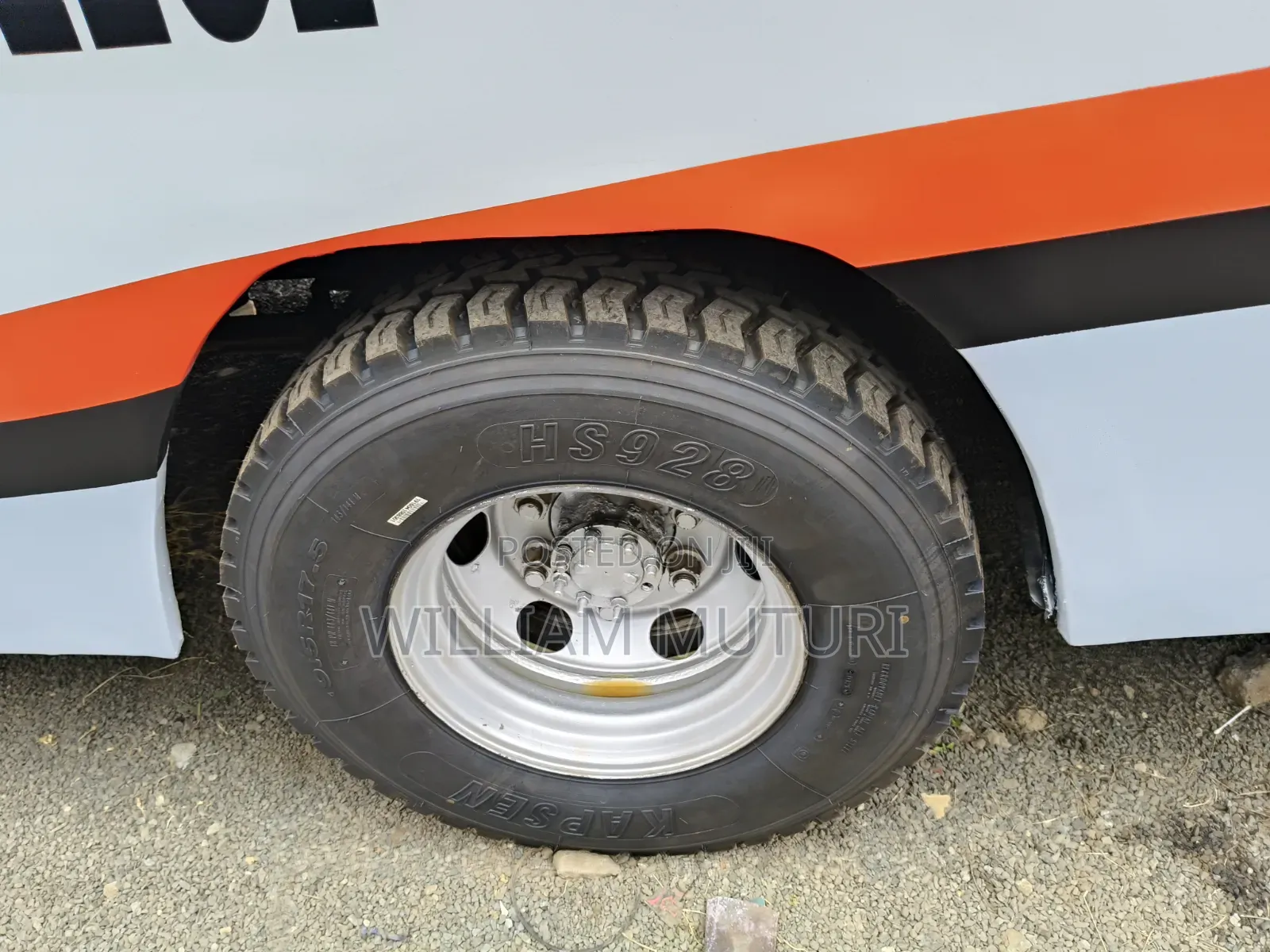 Isuzu Executive Bus 2017 White