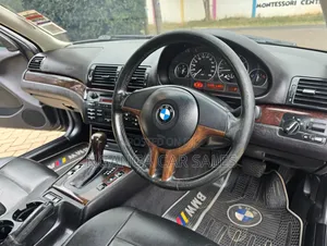 BMW 318i 2004 Blue