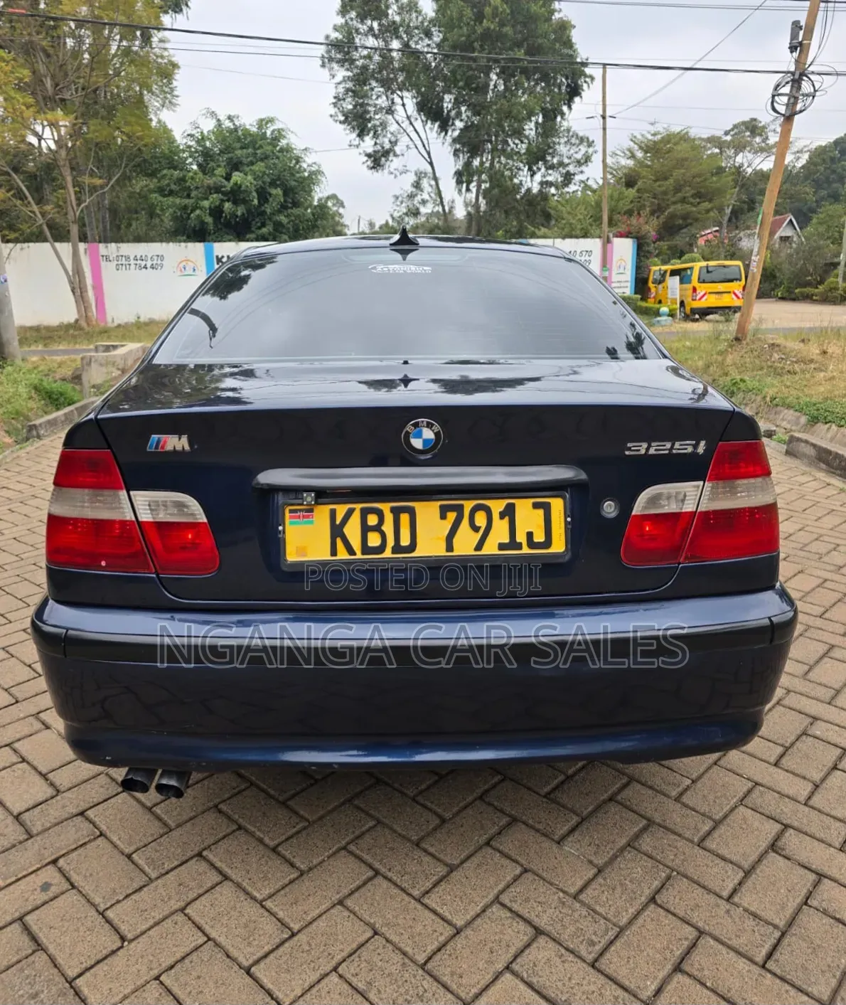 BMW 318i 2004 Blue