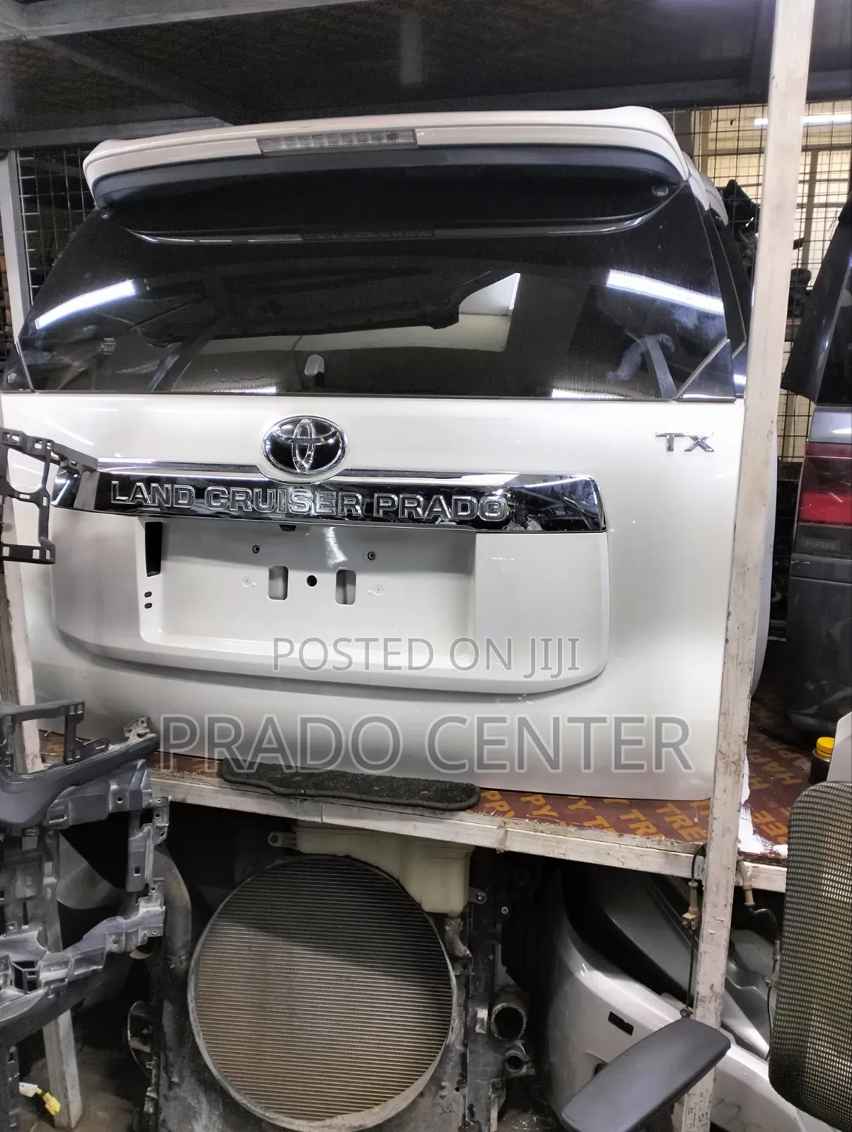 Toyota Prado Boot 2018