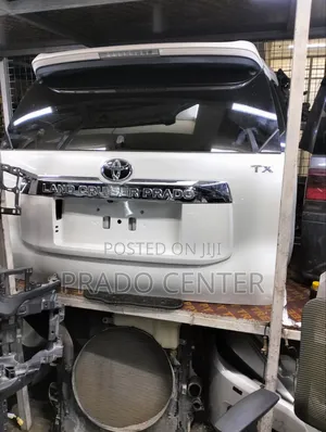 Toyota Prado Boot 2018