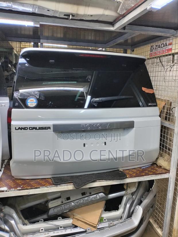 Prado J250 Boot - thumbnail 2