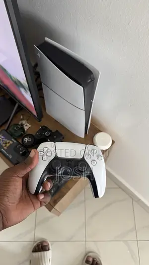 Ps5 Slim Disc Edition With Games