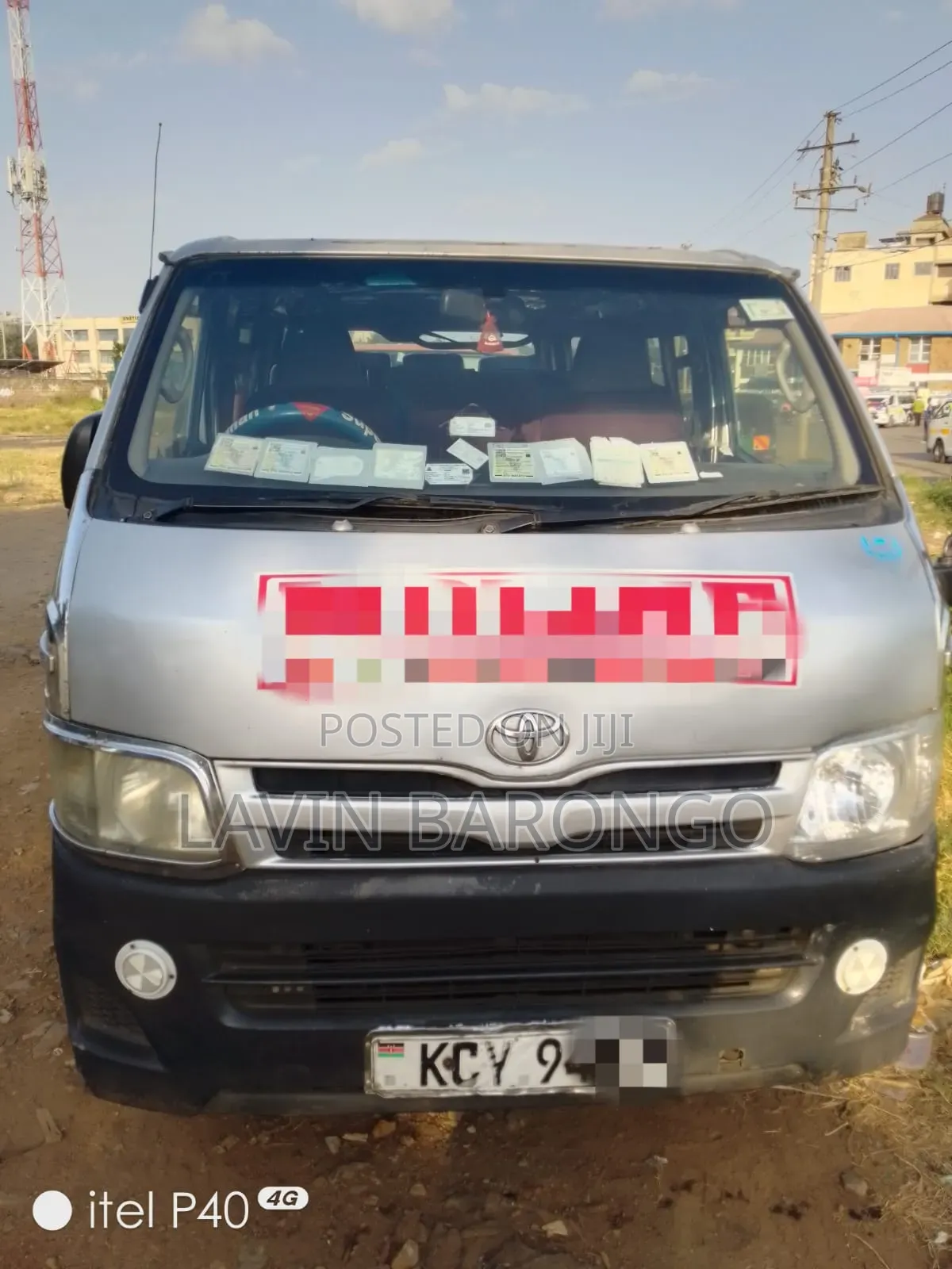 Toyota HiAce 2013 Silver