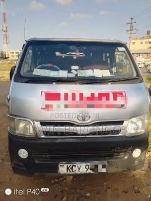 Toyota HiAce 2013 Silver