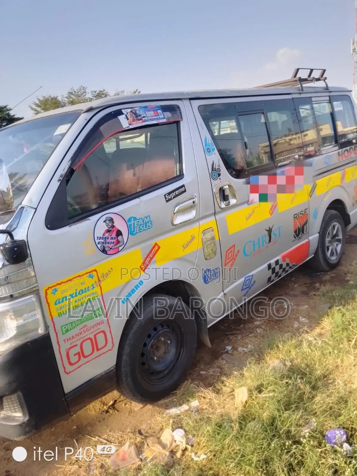 Toyota HiAce 2013 Silver