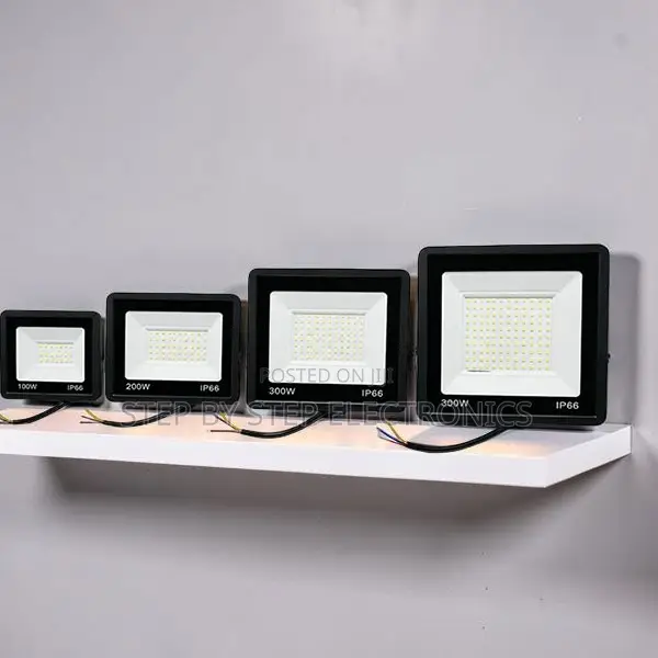 Energy-Efficient 200W,100W,50W,30W AC Electric LED Flood Light