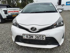 Toyota Vitz 2016 White