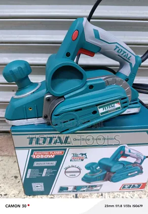 Total Electric Planer/1050 Watts