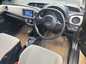 Toyota Vitz 2013 Gray