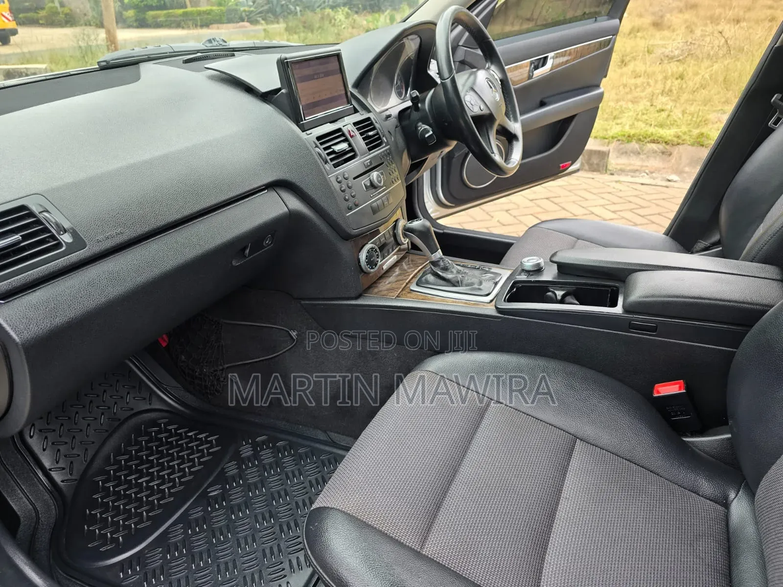 Mercedes-Benz C200 2012 Silver