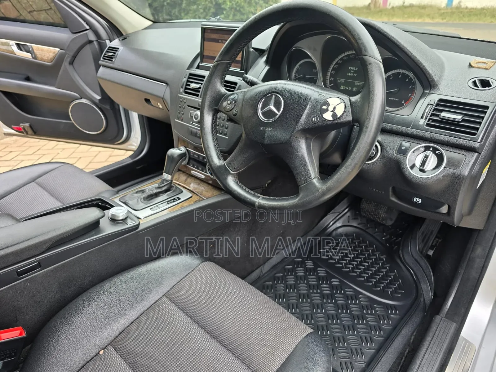 Mercedes-Benz C200 2012 Silver
