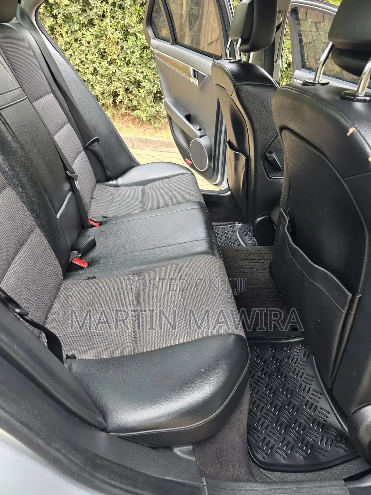 Mercedes-Benz C200 2012 Silver