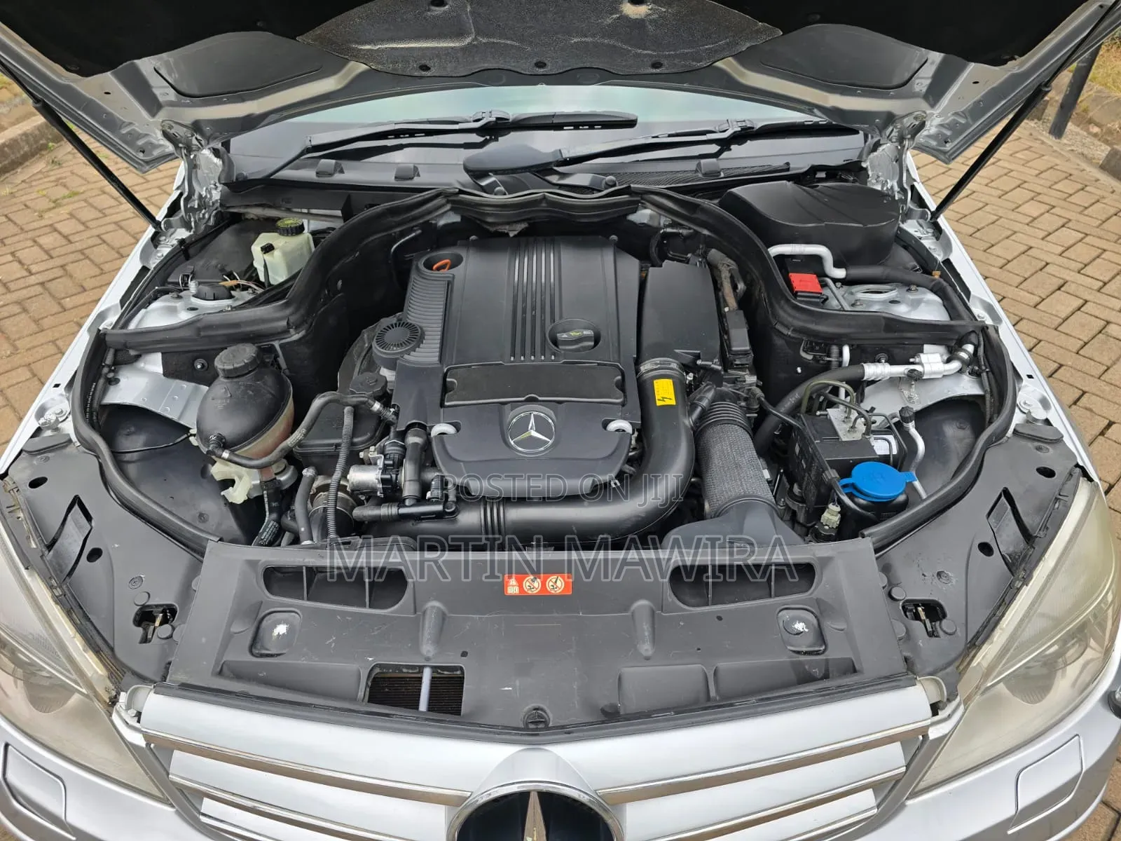 Mercedes-Benz C200 2012 Silver