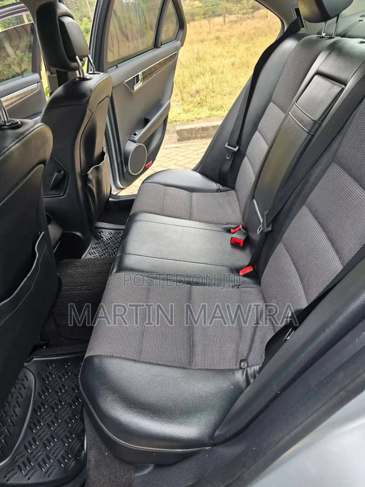 Mercedes-Benz C200 2012 Silver