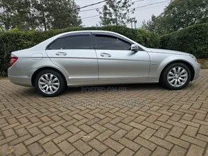 Mercedes-Benz C200 2012 Silver