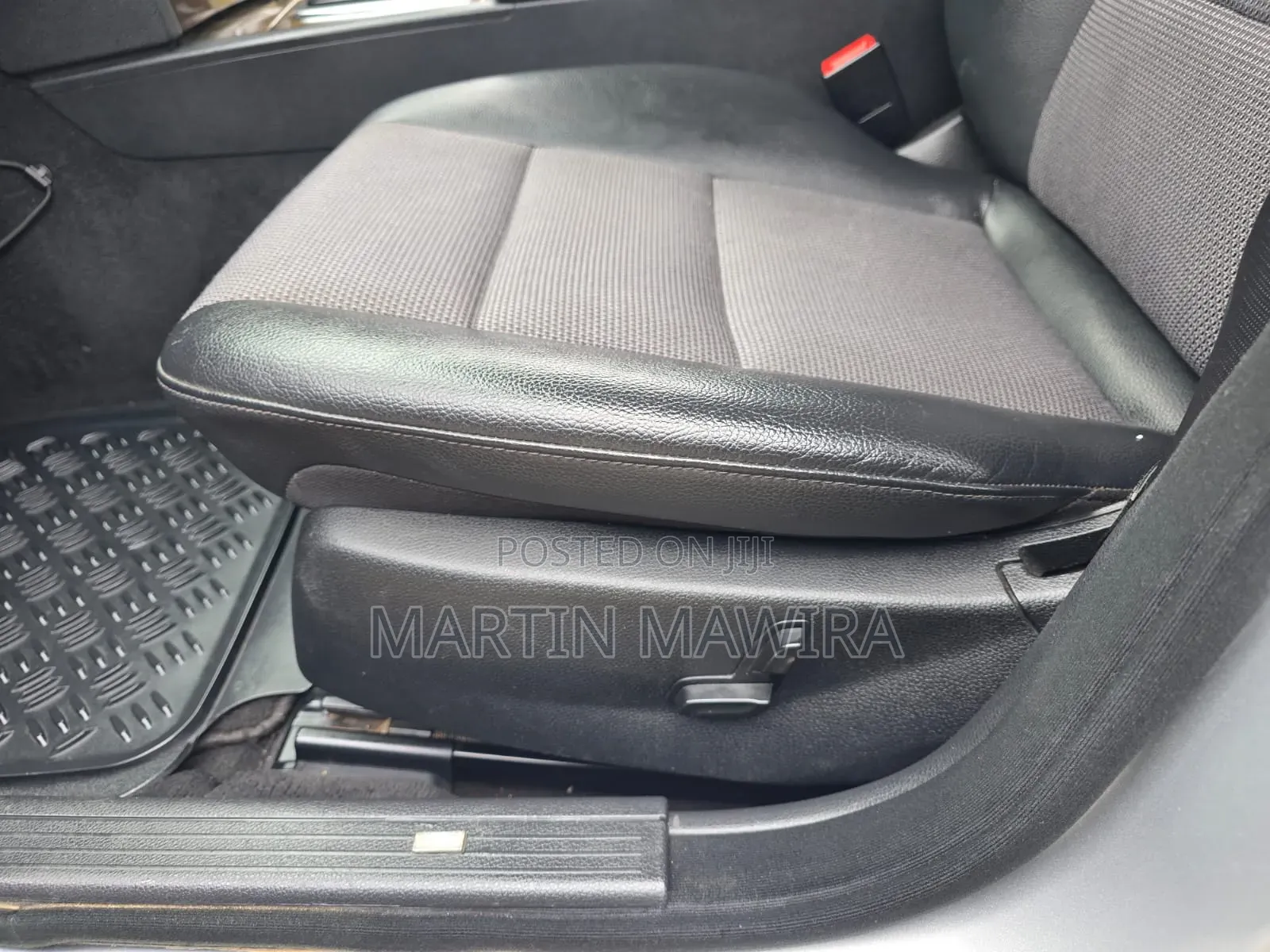 Mercedes-Benz C200 2012 Silver