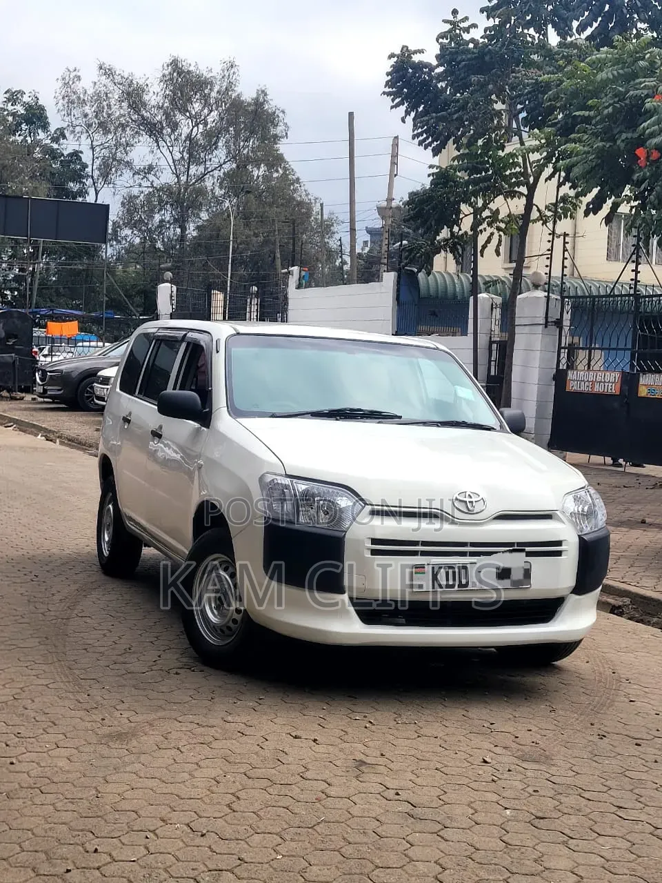 Toyota Probox 2014 Off white