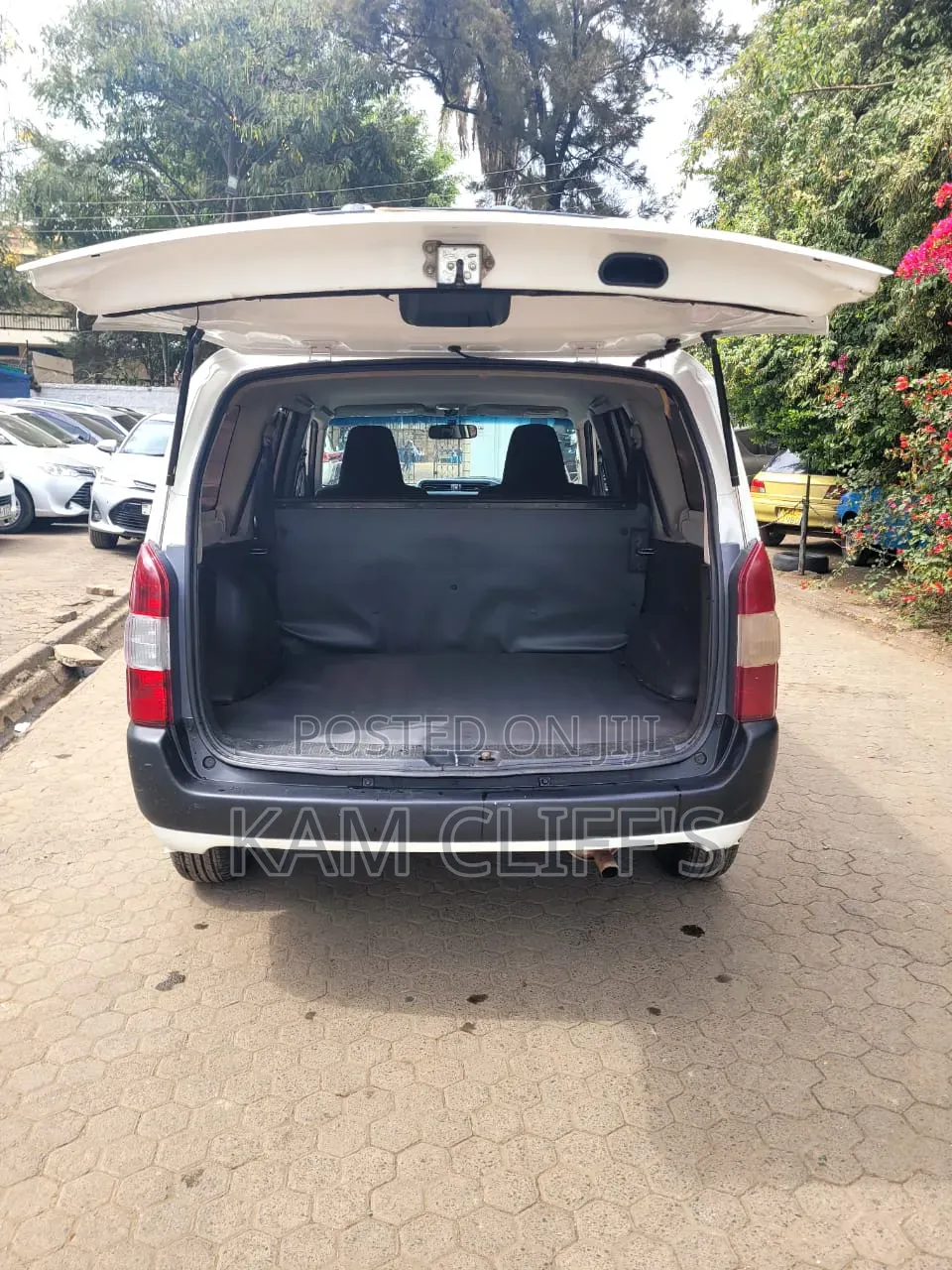 Toyota Probox 2014 Off white