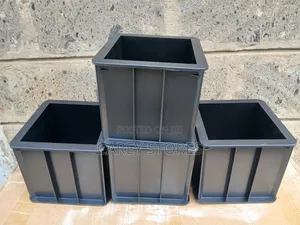 Reusable Plastic Cube Mould