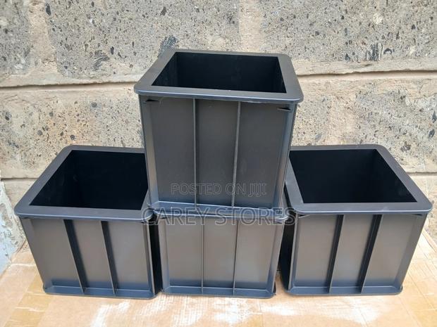 Reusable Plastic Cube Mould
