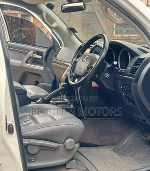 Toyota Land Cruiser 2008 Pearl