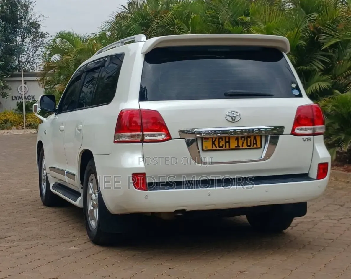 Toyota Land Cruiser 2008 Pearl