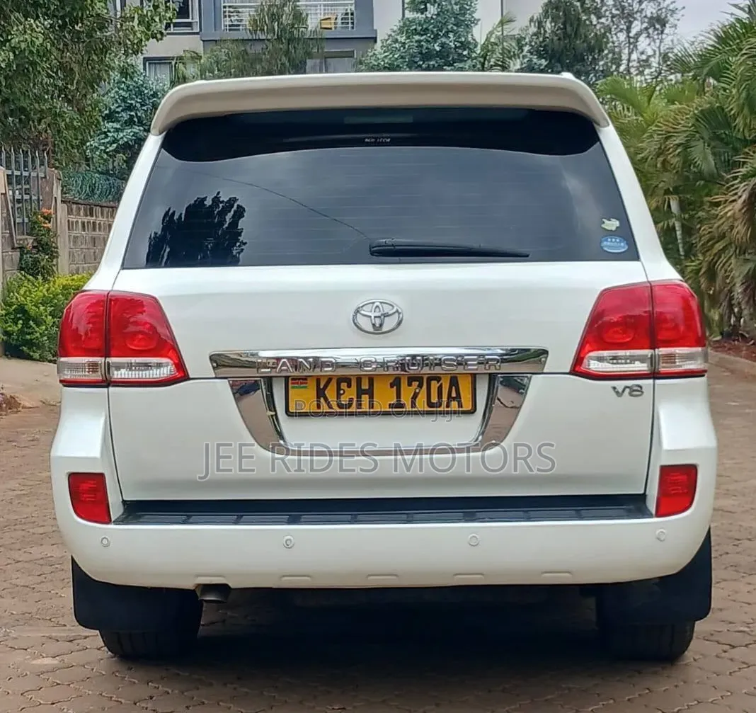Toyota Land Cruiser 2008 Pearl