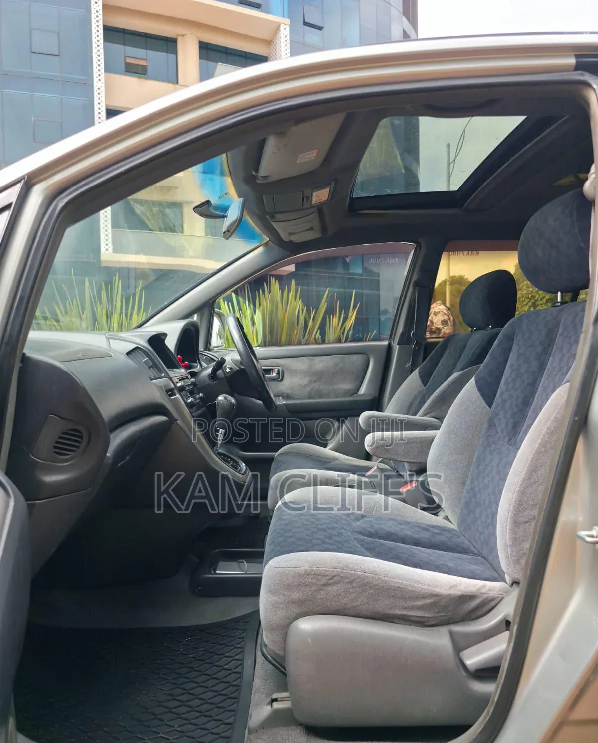 Toyota Harrier 2002 Silver