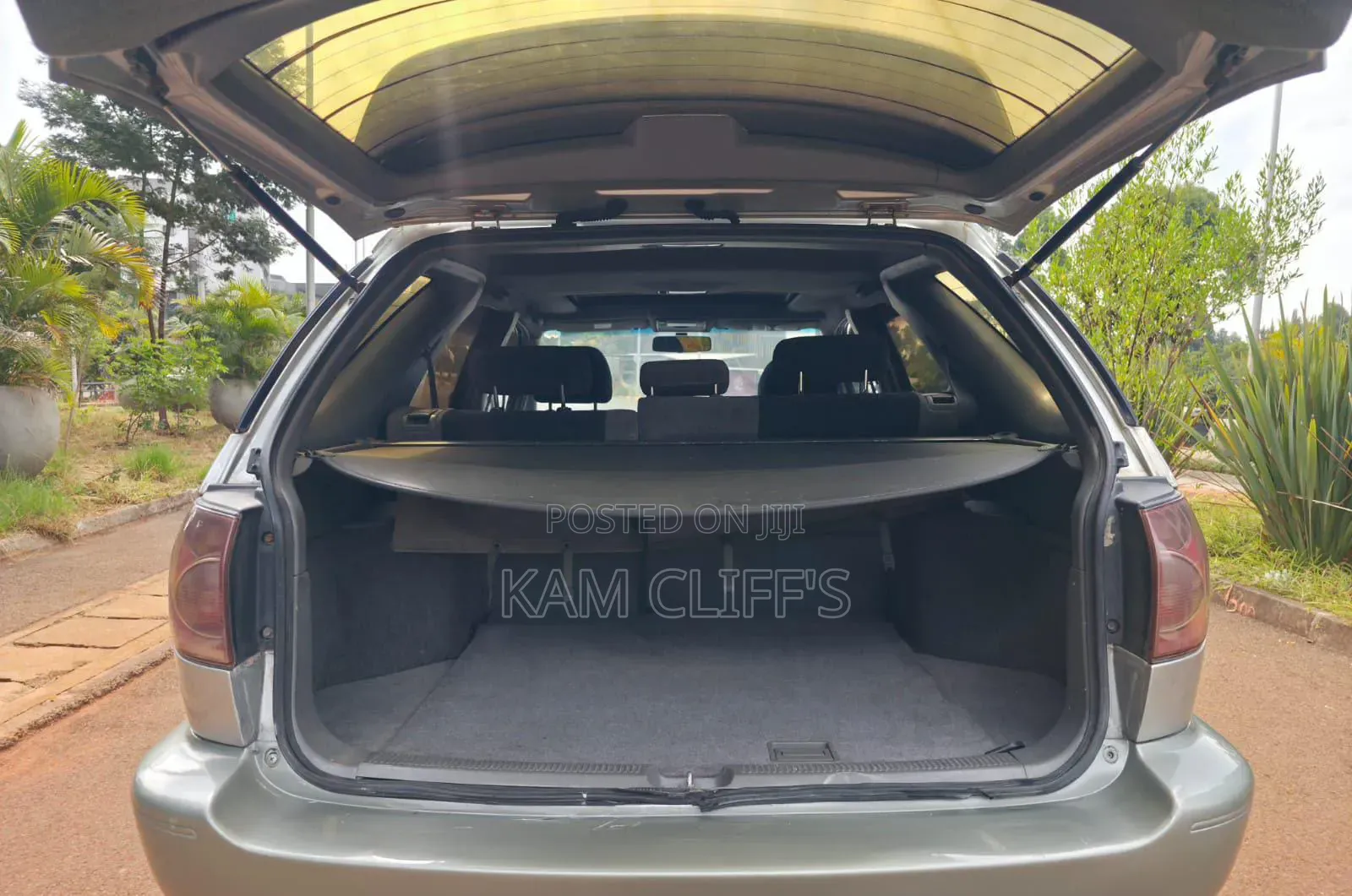 Toyota Harrier 2002 Silver