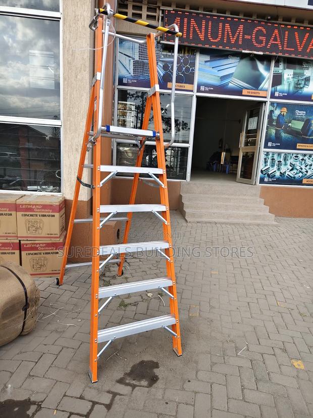 6 Steps Fiberglass Platform Ladder - thumbnail 3