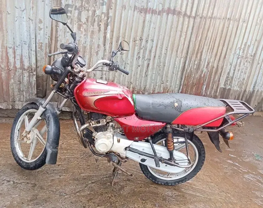 Bajaj Boxer 100 2023 Red