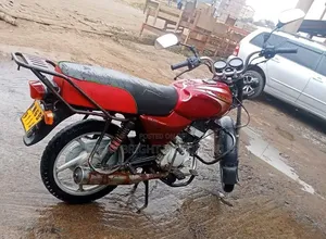 Bajaj Boxer 100 2023 Red