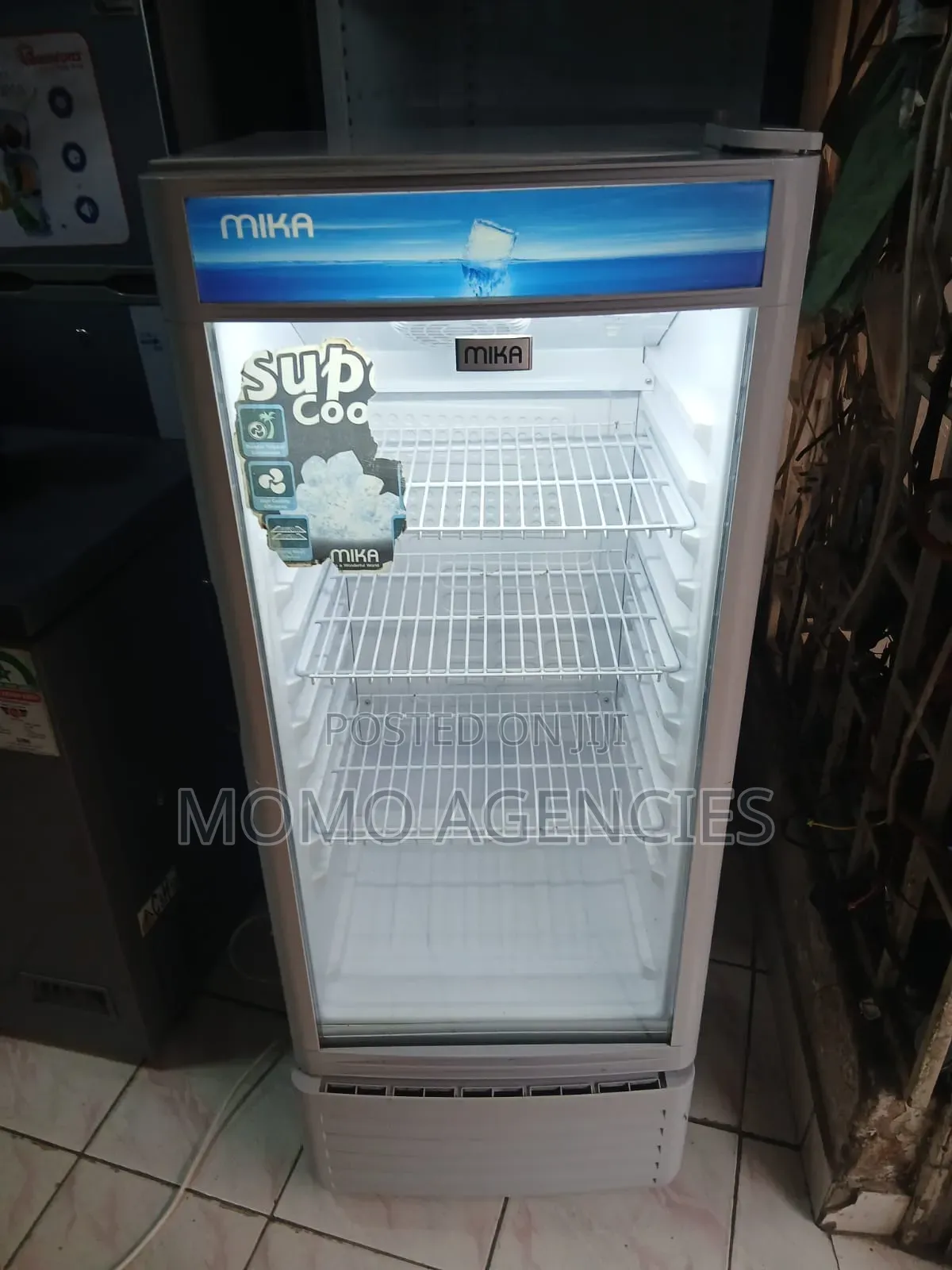 Mika Display Fridge 150l