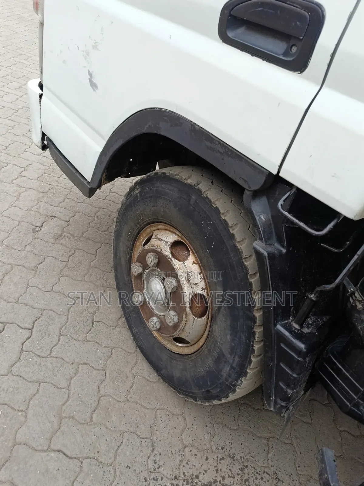 Mitsubishi Canter