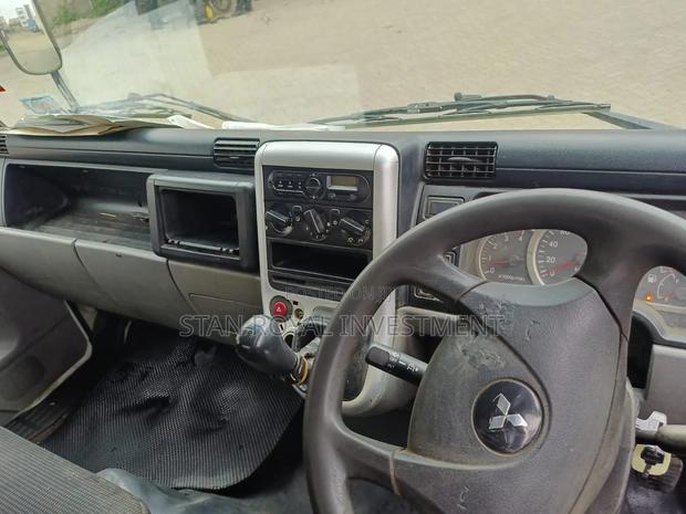 Mitsubishi Canter - thumbnail 7