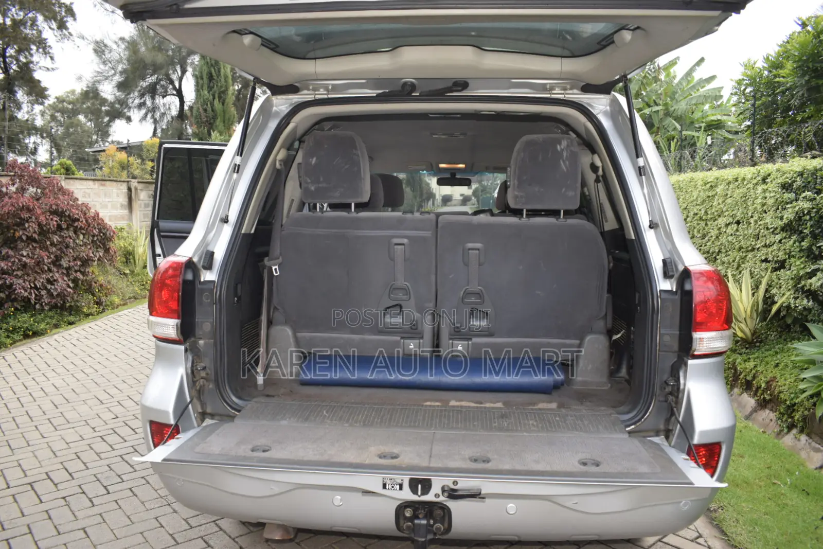 Toyota Land Cruiser 2007 Silver