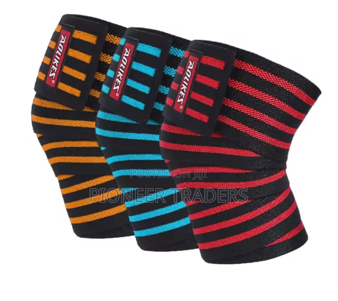 A Pair for Knee Wraps