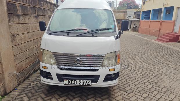 Nissan Caravan (Urvan) 2010 White - main view