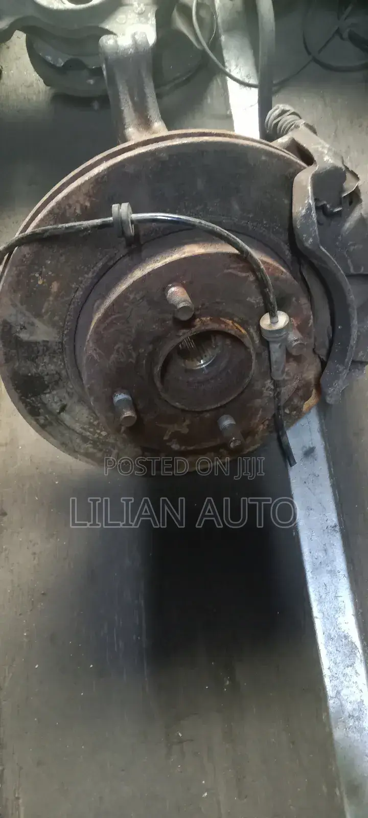 B15 Front Hub