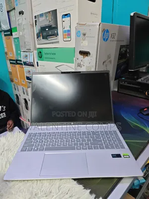 Laptop HP Pavilion Power 15 32GB Intel Core Ultra 7 SSD 512GB