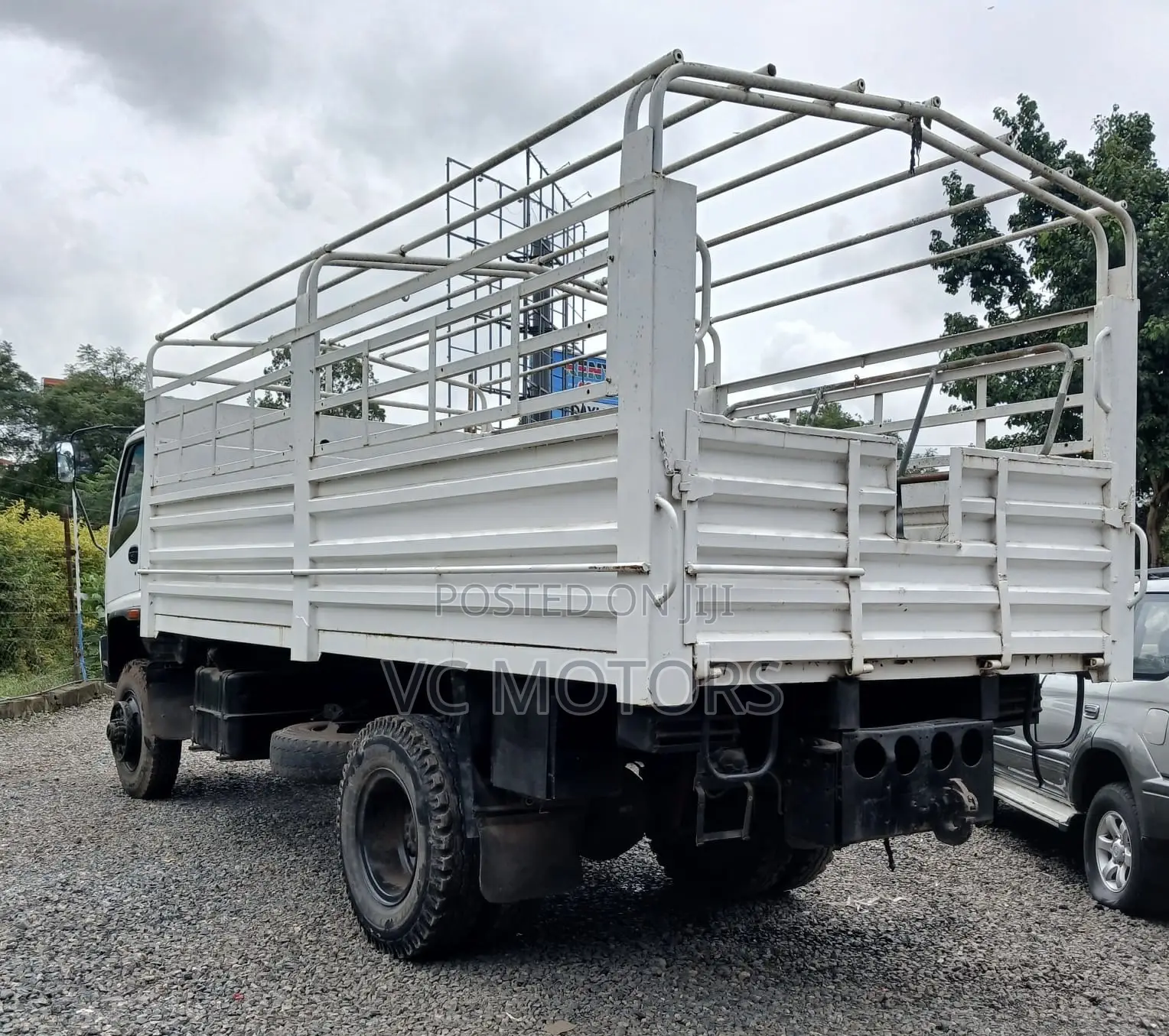 Isuzu Fts 2016 White