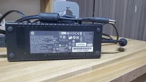 Original HP 135W Laptop AC Adapter / Charger (19.5V - 6.9A)