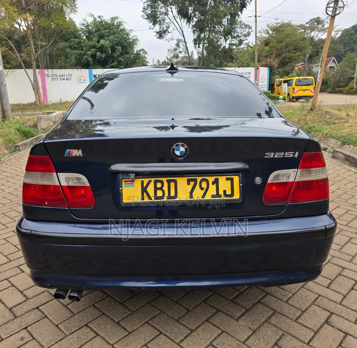 BMW 325i 2004 Blue